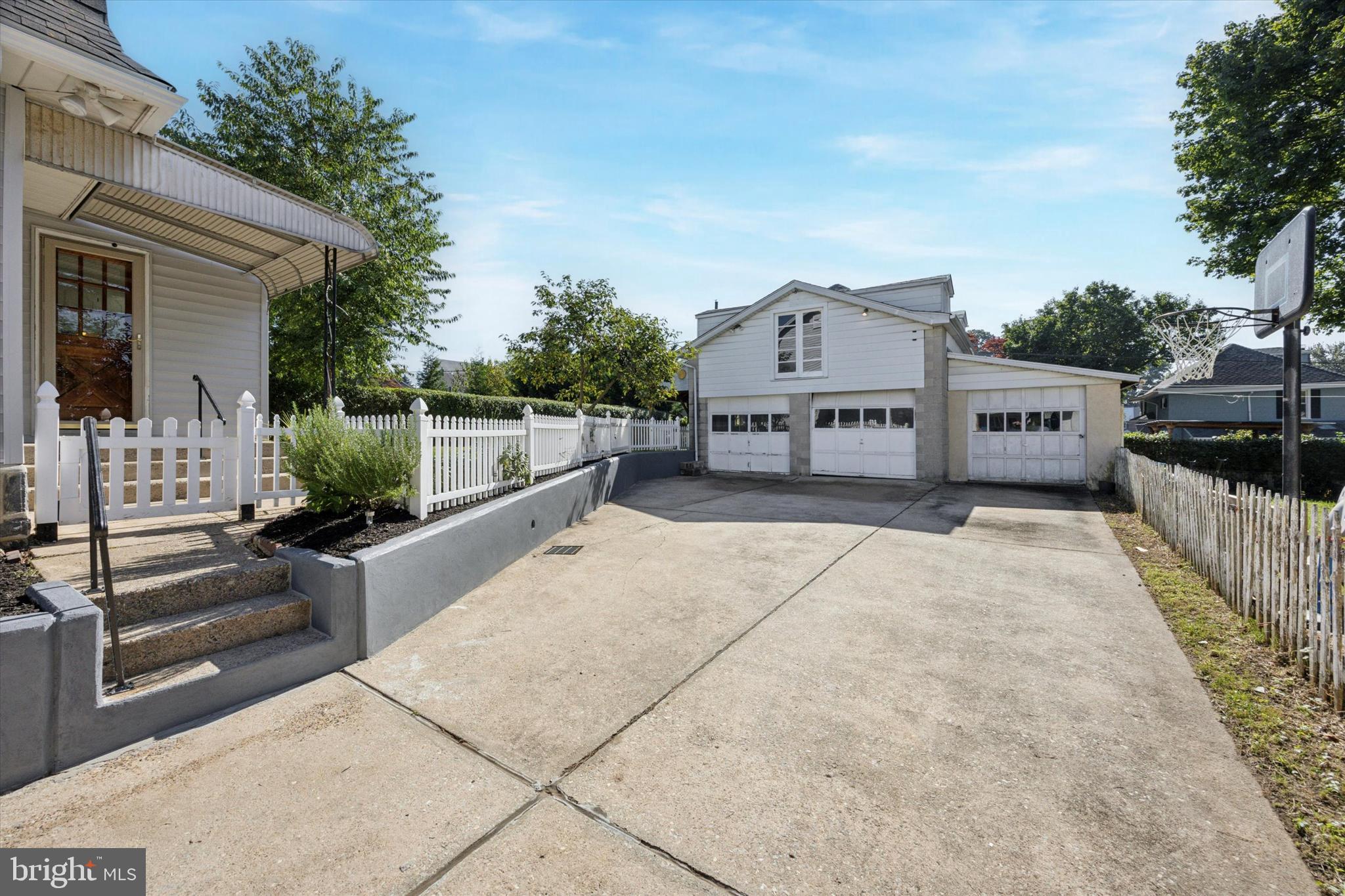 217 WINDSOR AVENUE