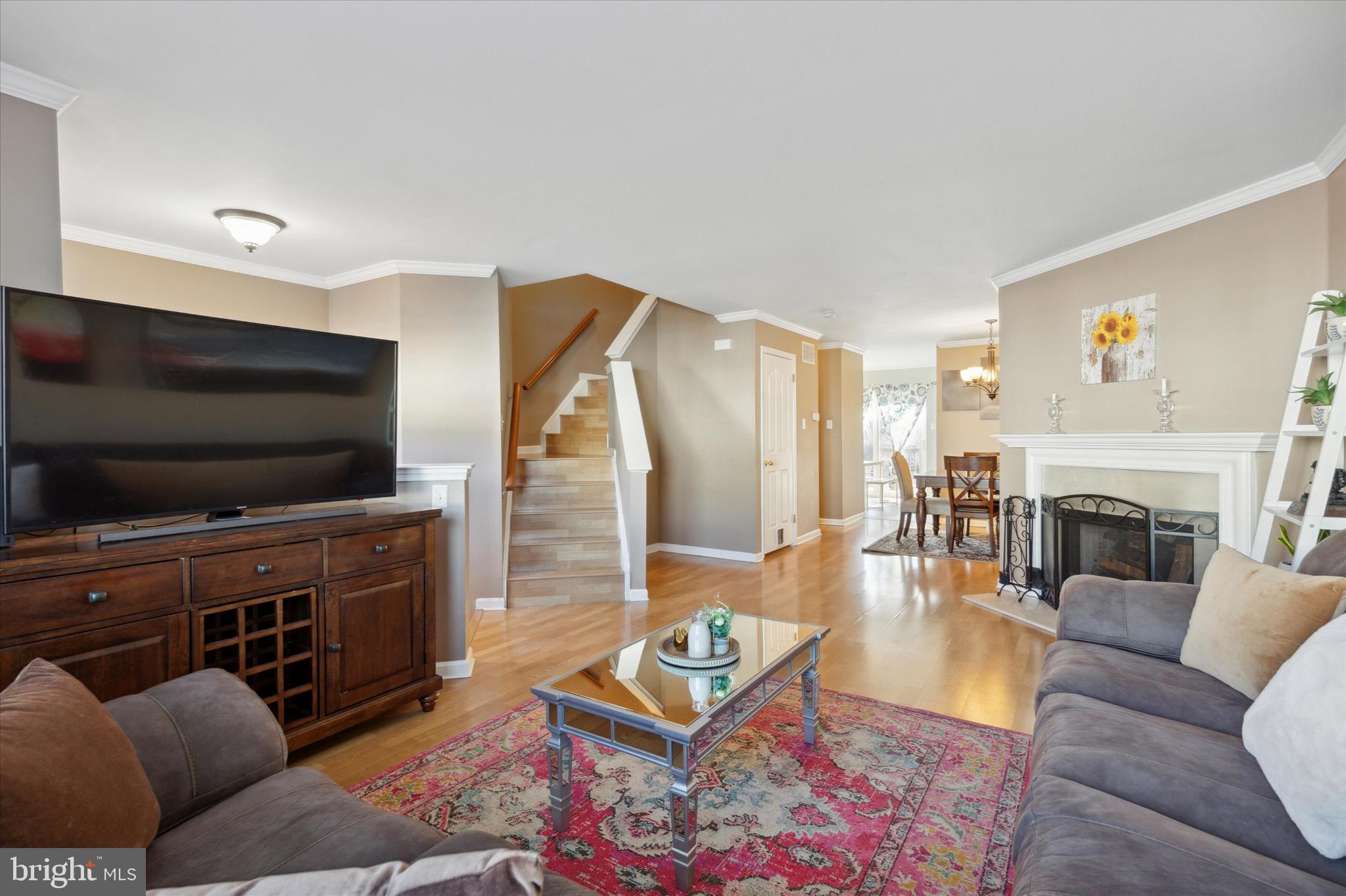 135 Spruce Ln