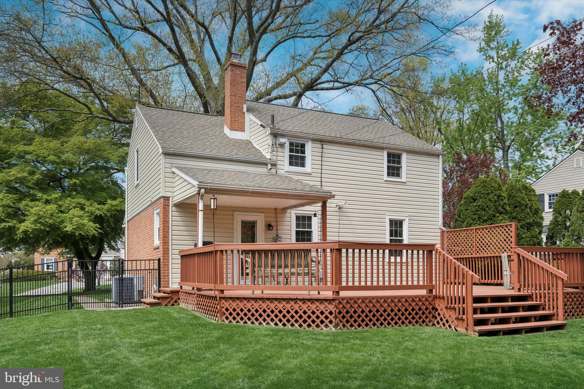 24 Briar Rd