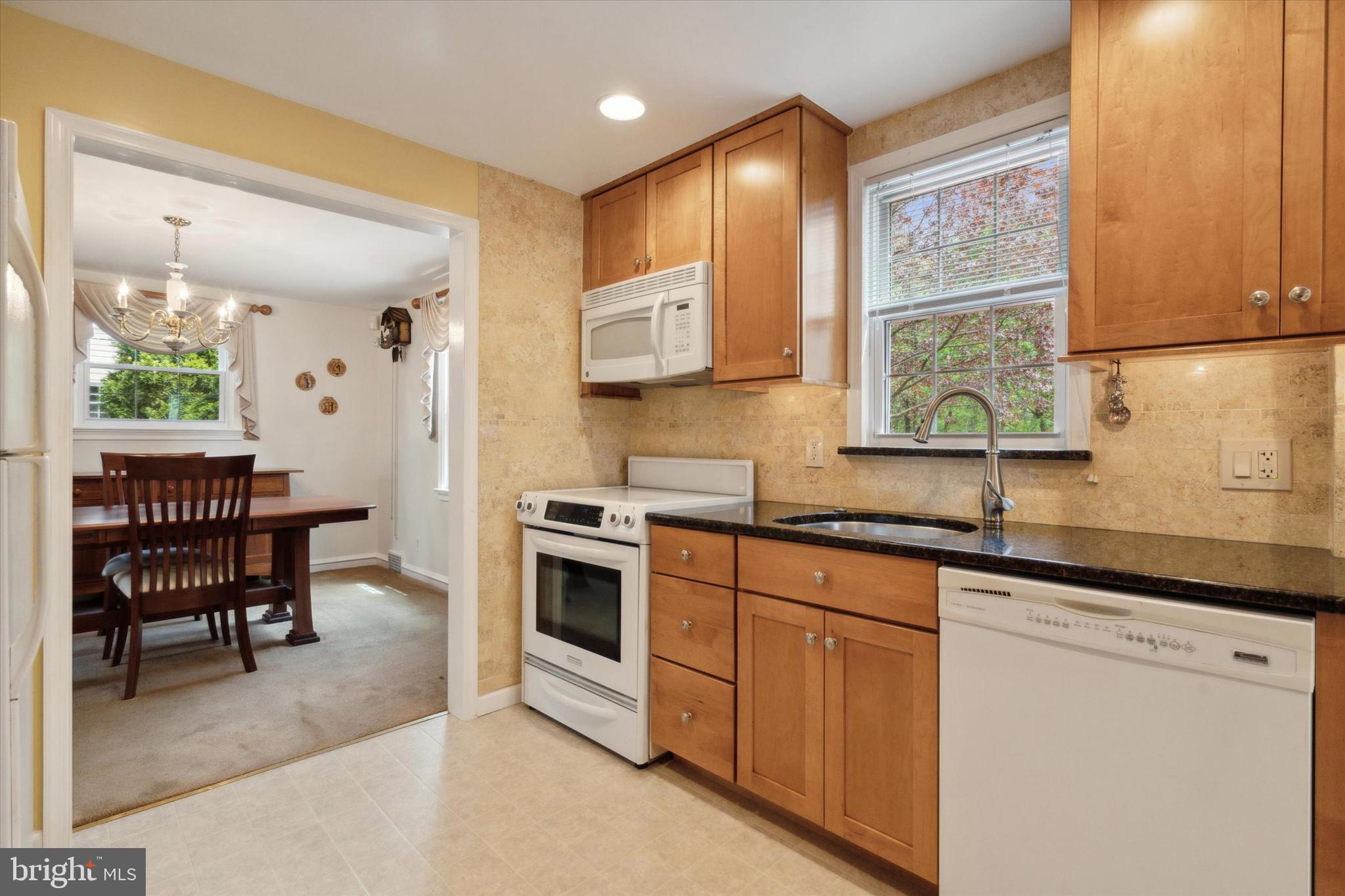 24 Briar Rd