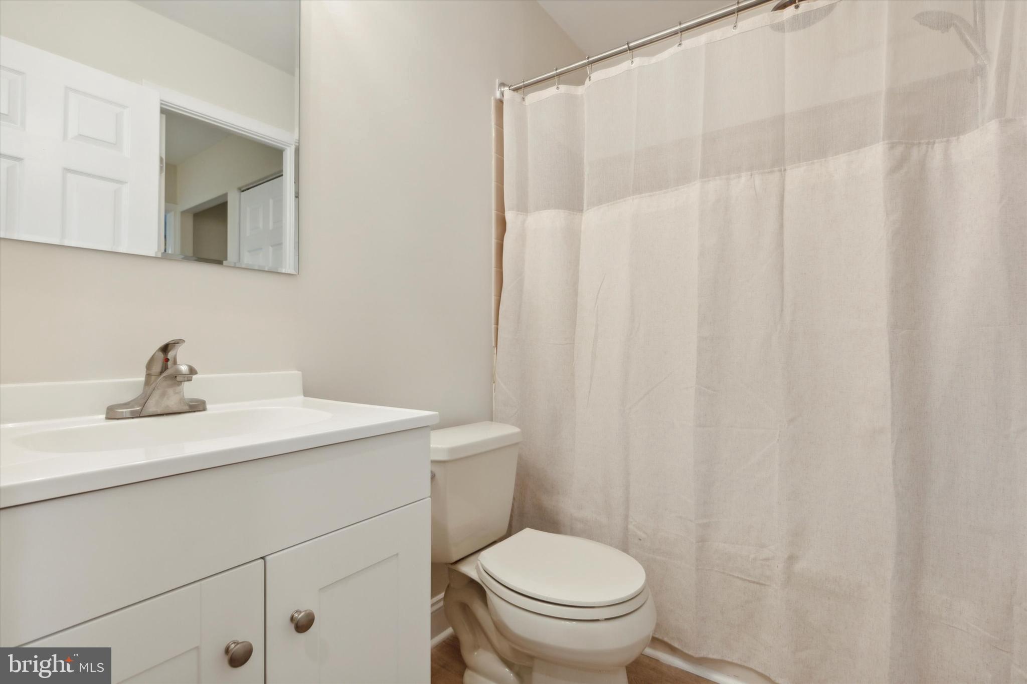 909-B STOCKTON CT #B