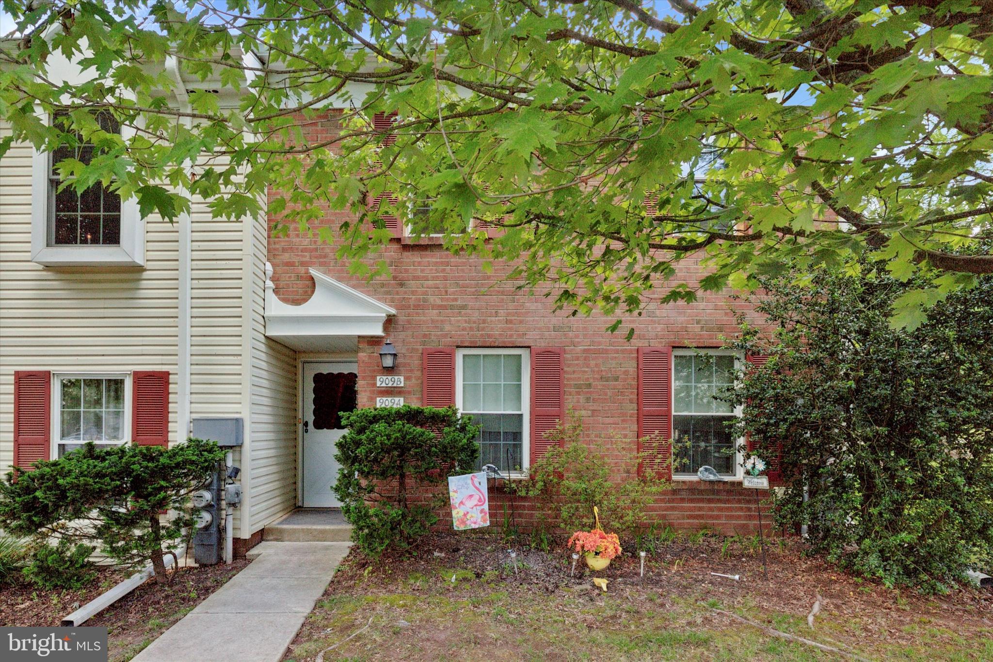 909-B STOCKTON CT #B