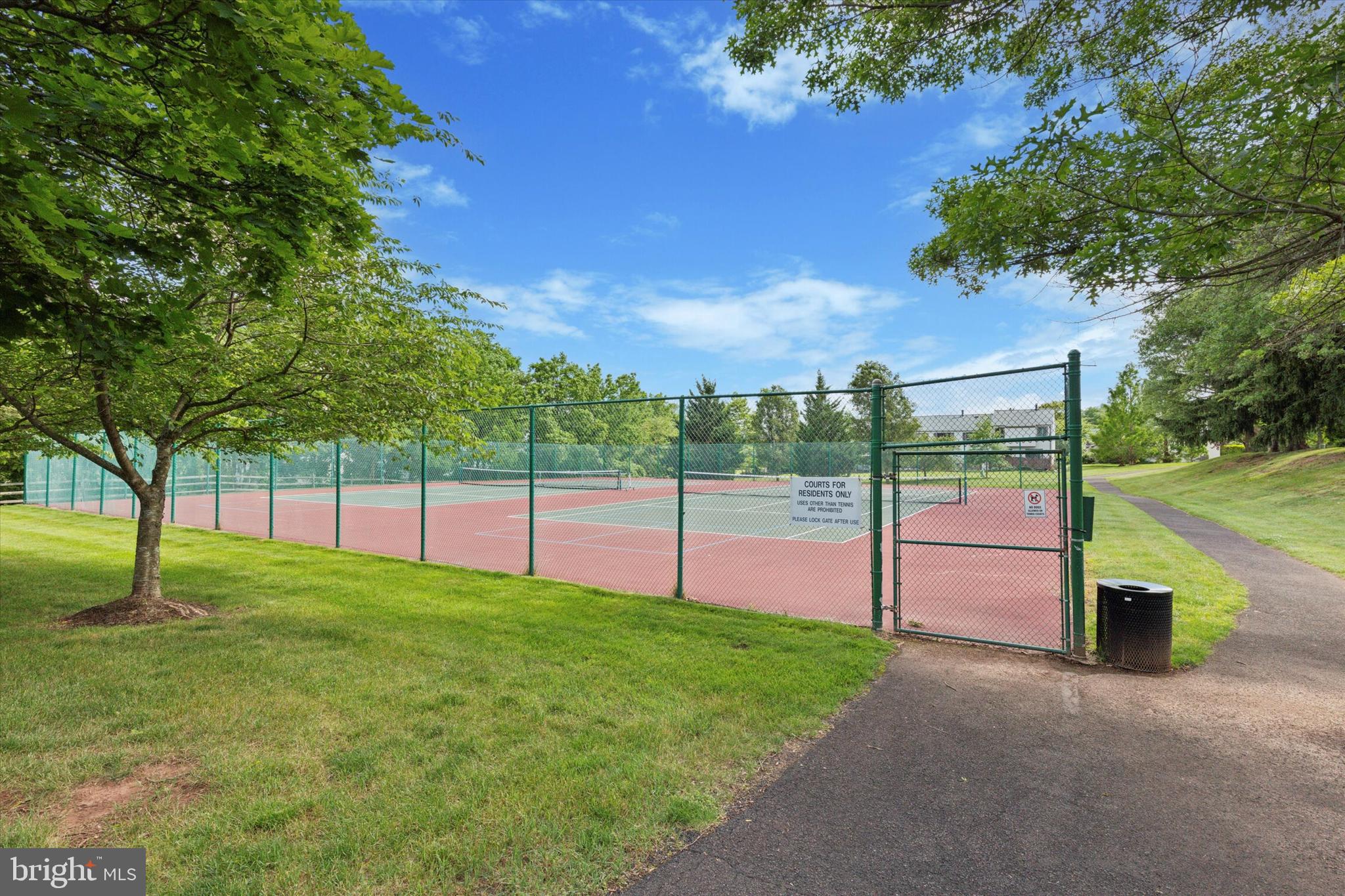 909-B STOCKTON CT #B