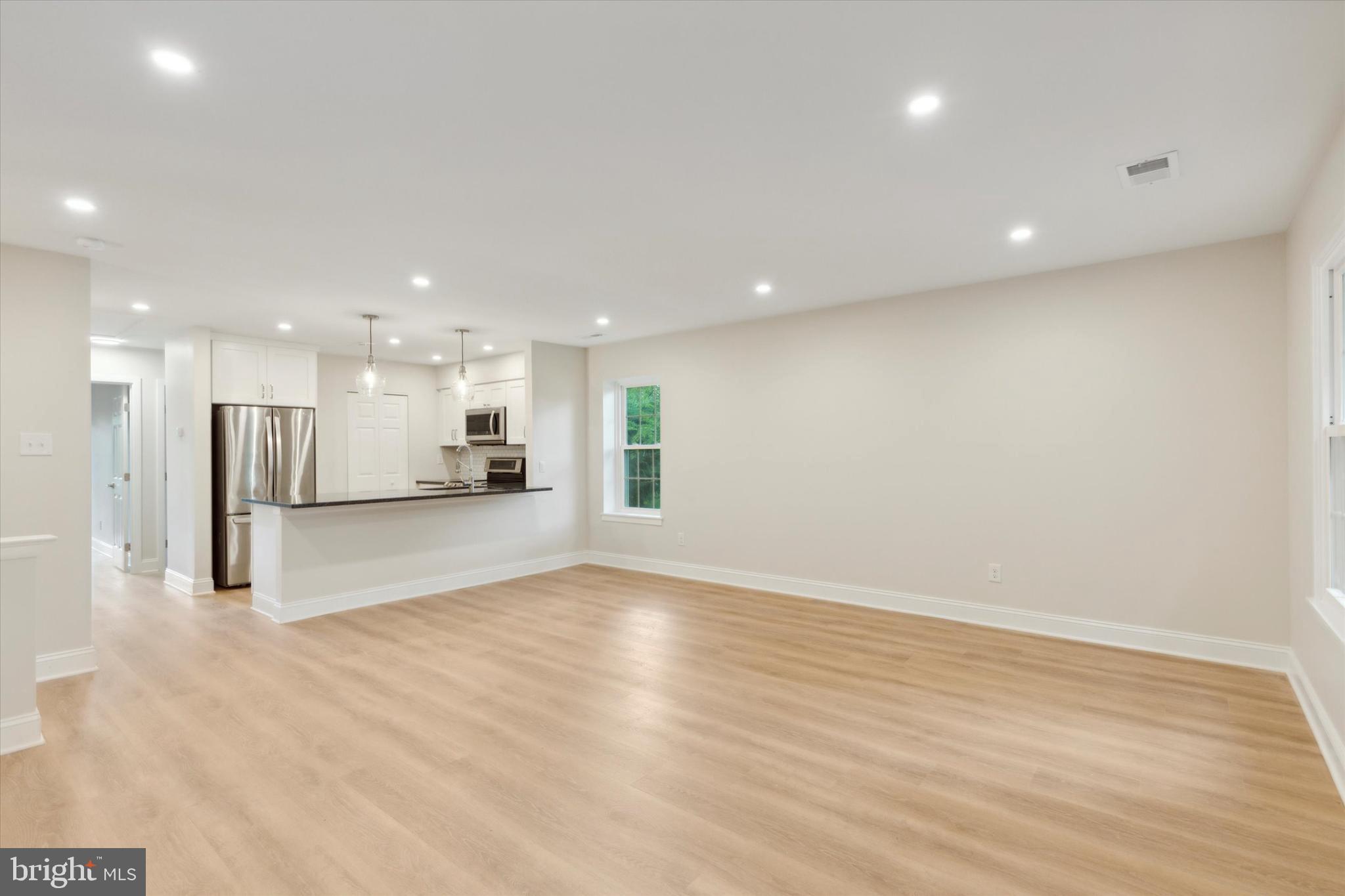 909-B STOCKTON CT #B