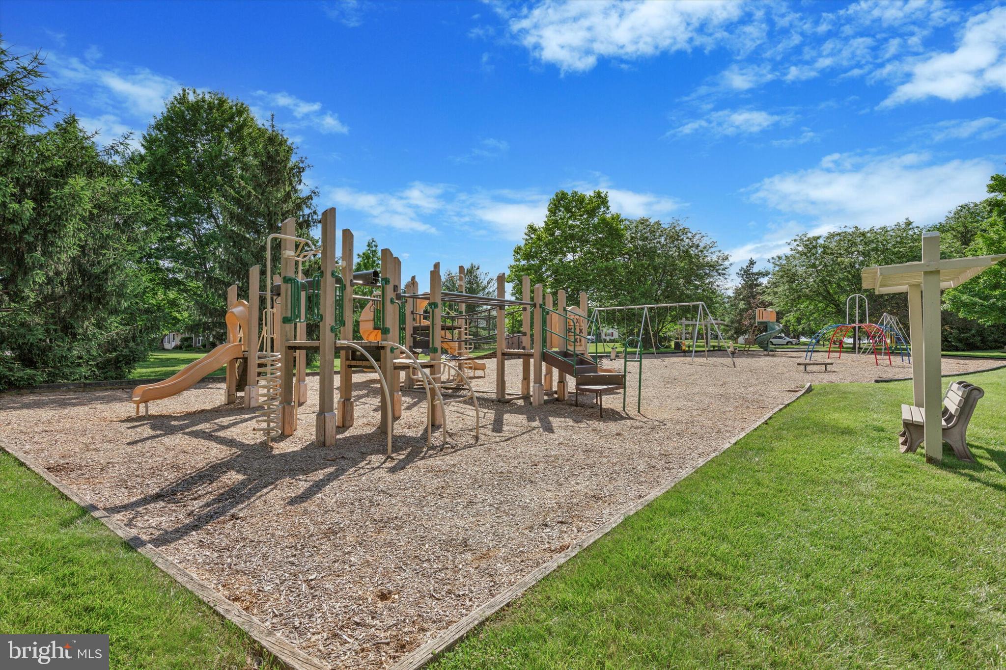 909-B STOCKTON CT #B