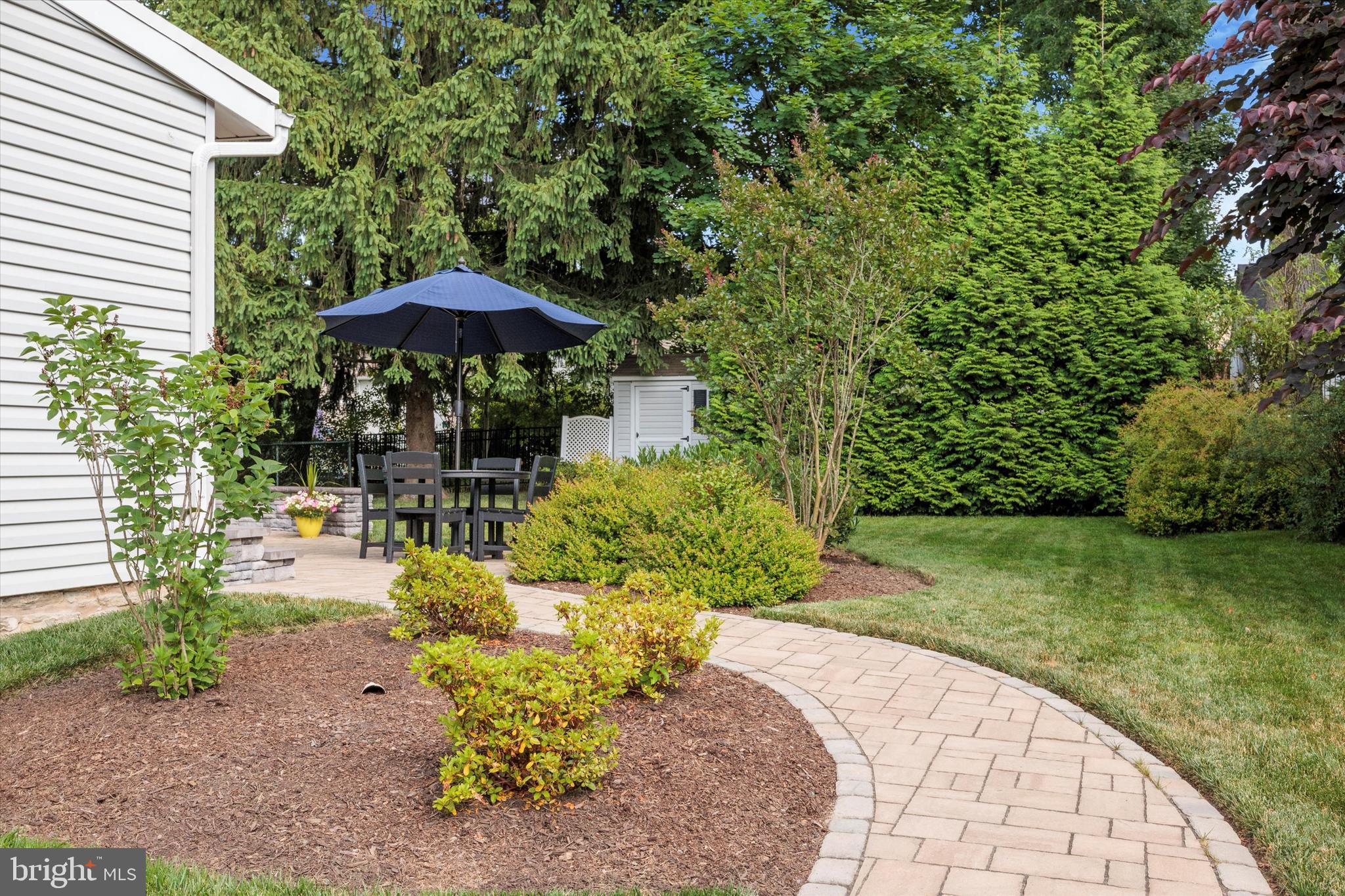 421 Elm Ave