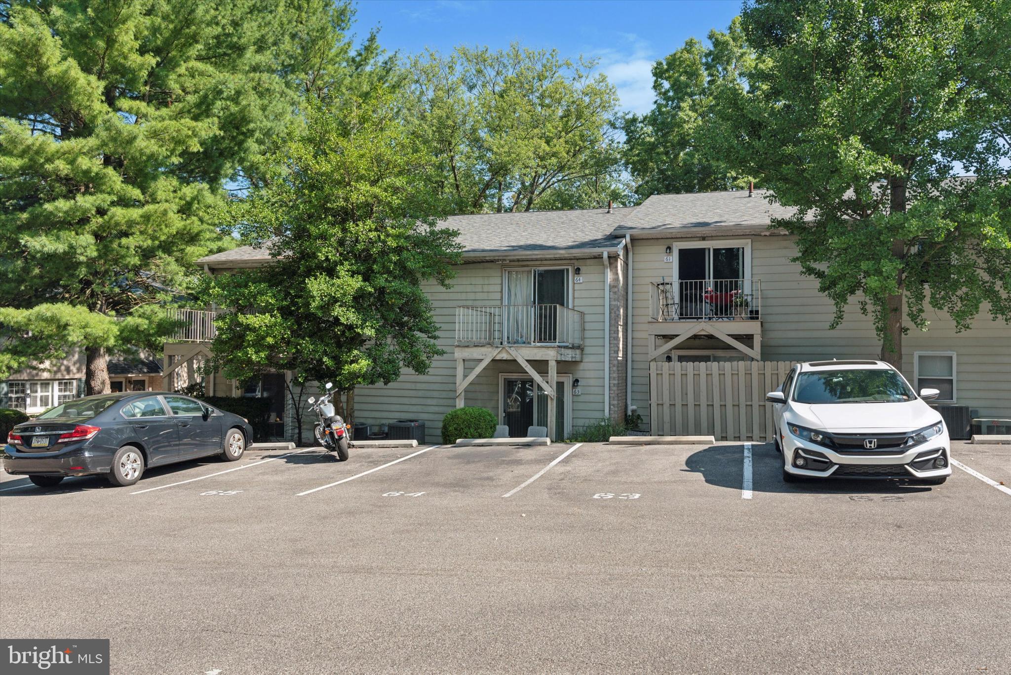 63 Cavendish Dr #63