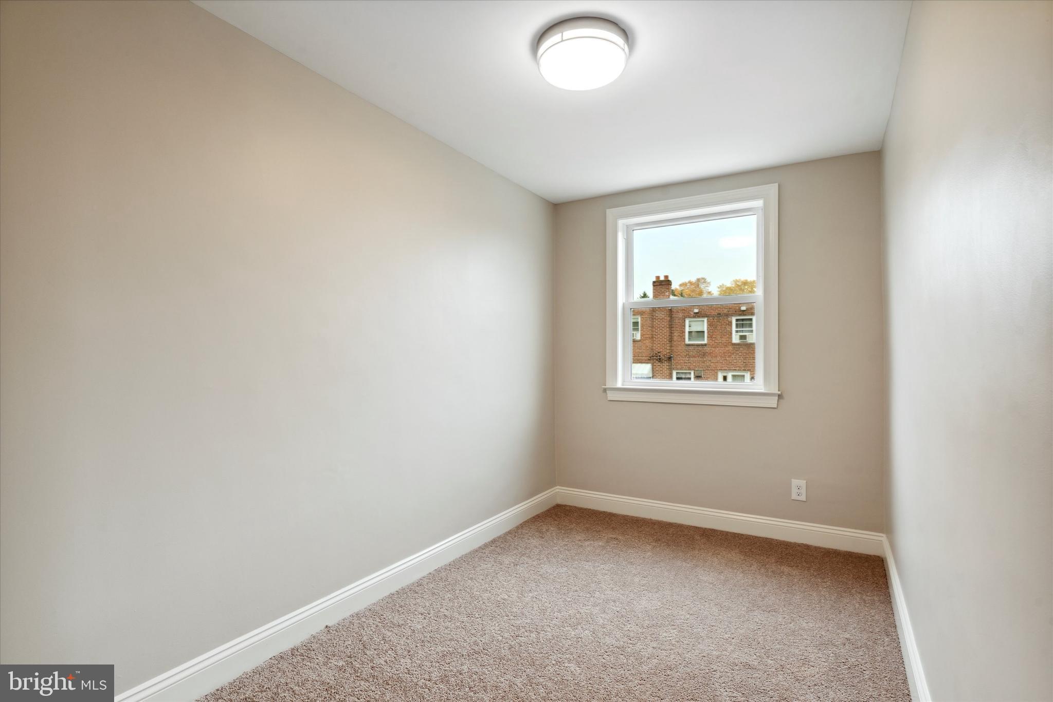 253 S MAIN ST