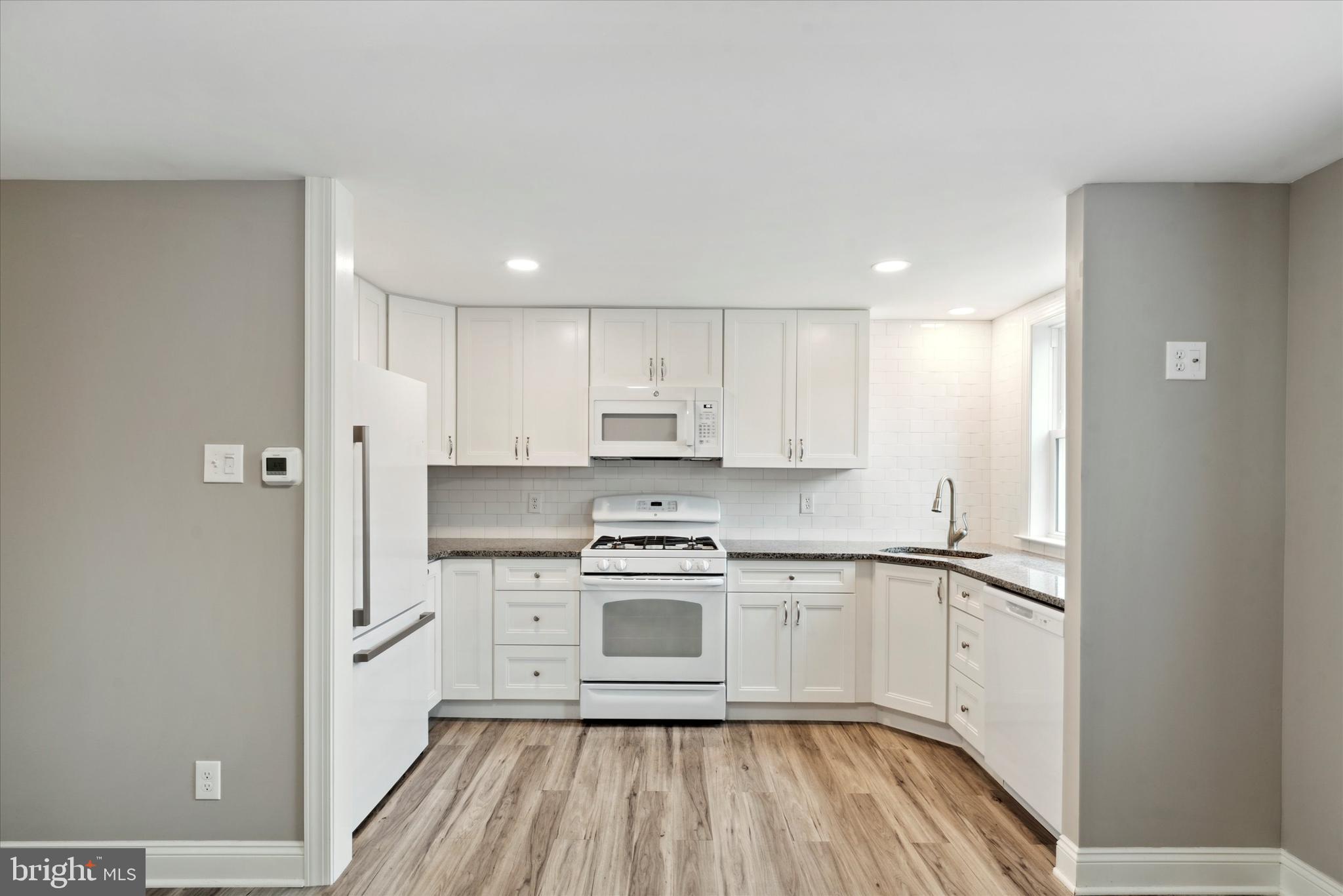 253 S MAIN ST