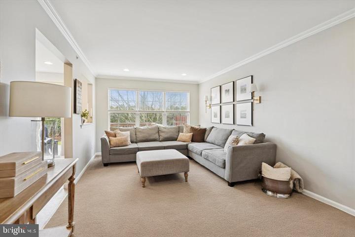 316 GLENN ROSE CIRCLE