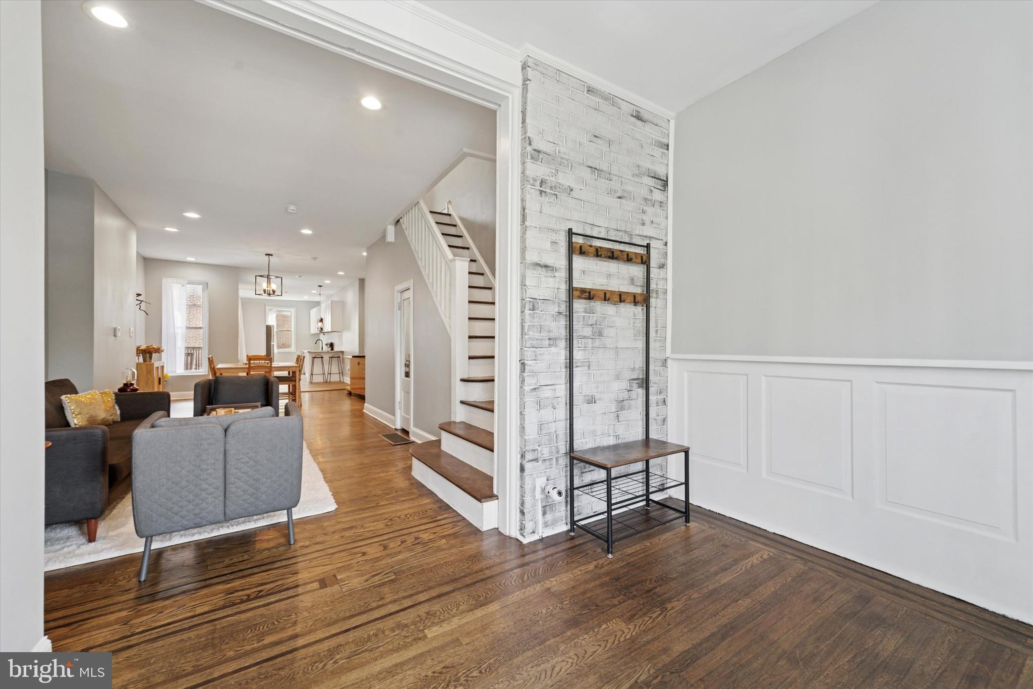 3208 W ALLEGHENY AVENUE