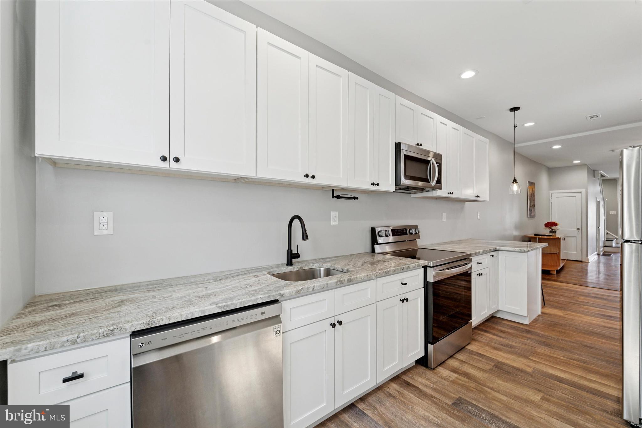 3208 W ALLEGHENY AVENUE