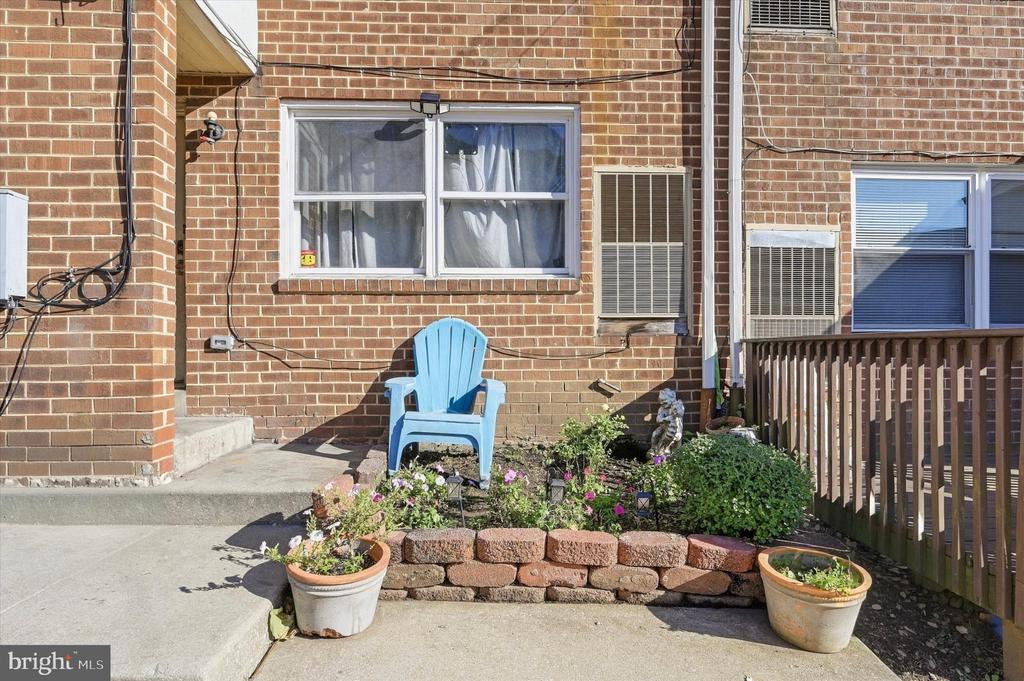 169 PARKER AVENUE