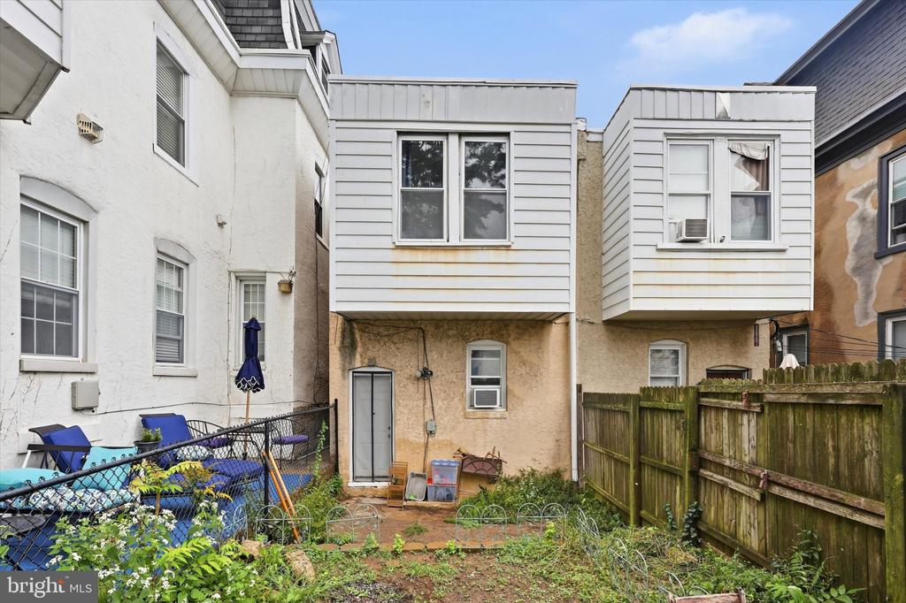 4336 MANAYUNK AVENUE