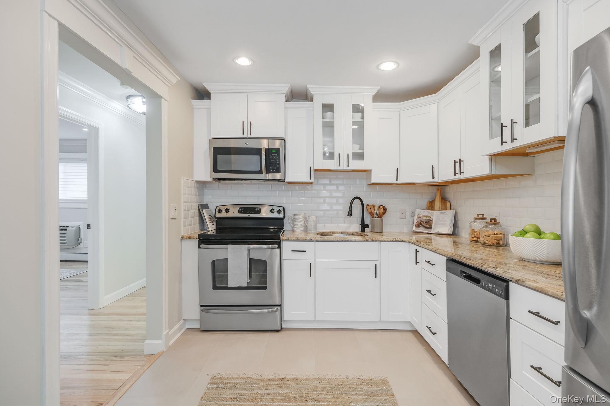 10 Smithtown Unit: 6A