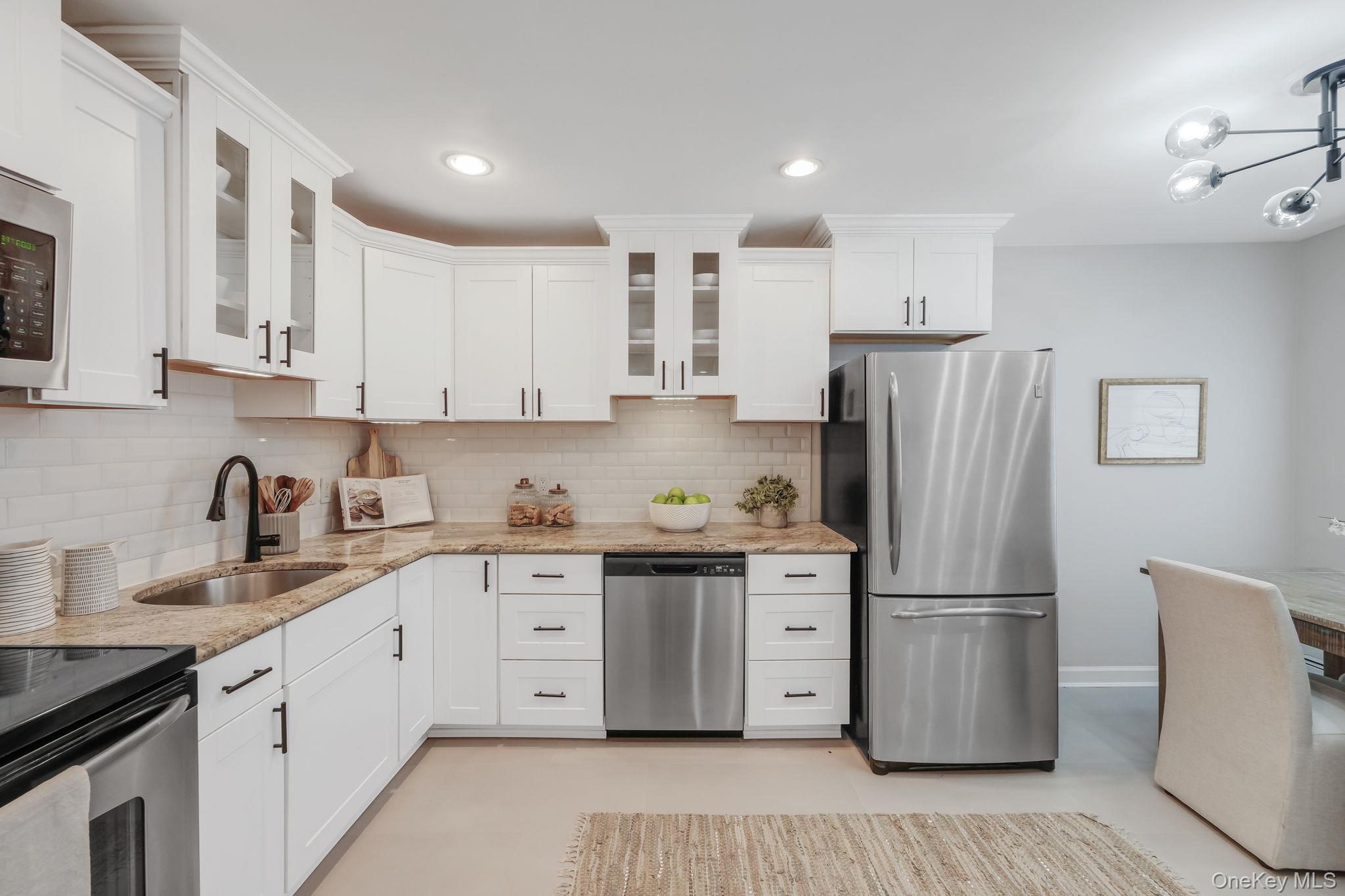 10 Smithtown Unit: 6A