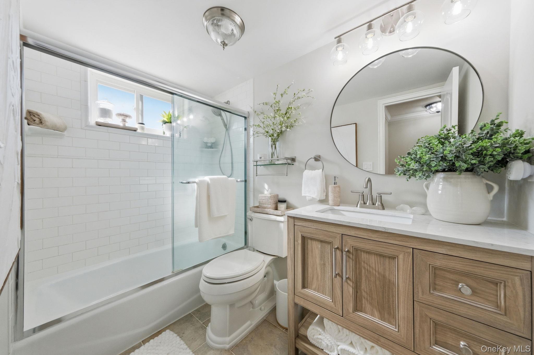 10 Smithtown Unit: 6A