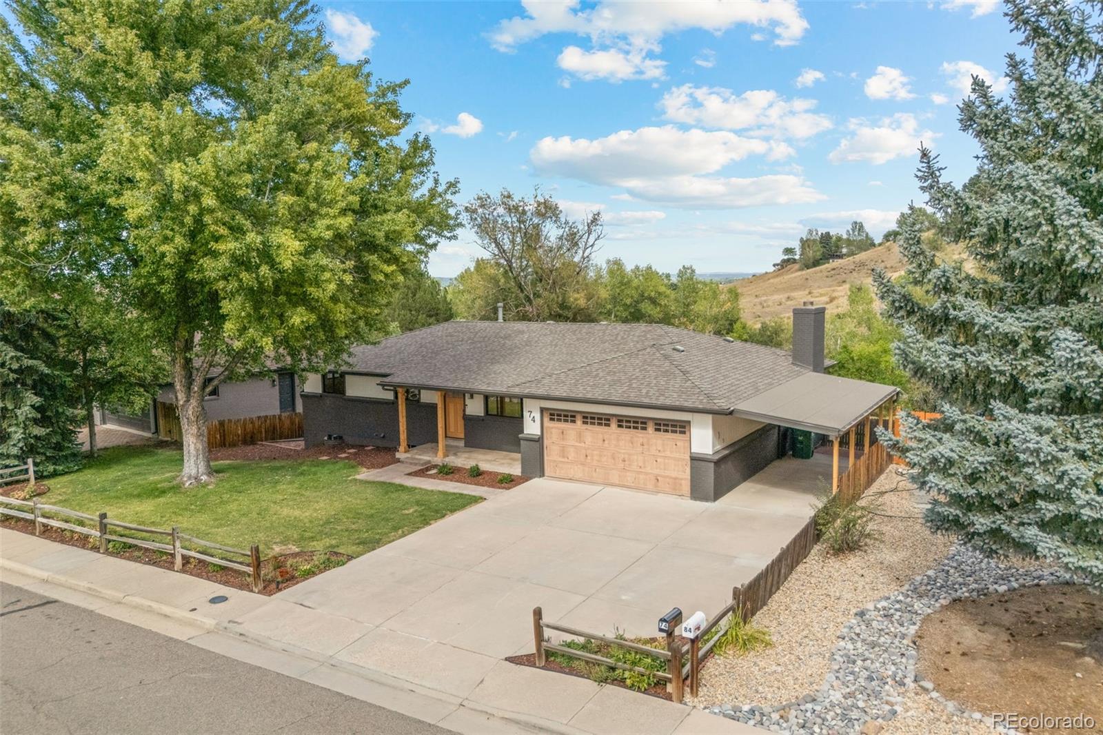 74 S Flora Way