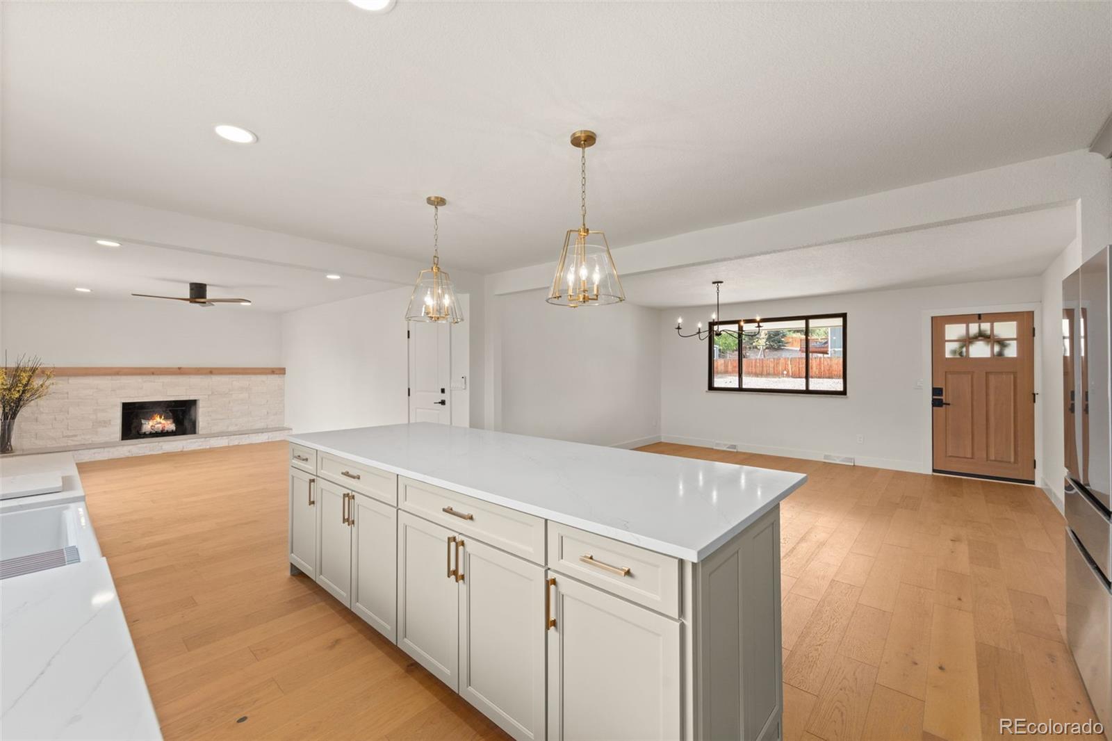 74 S Flora Way