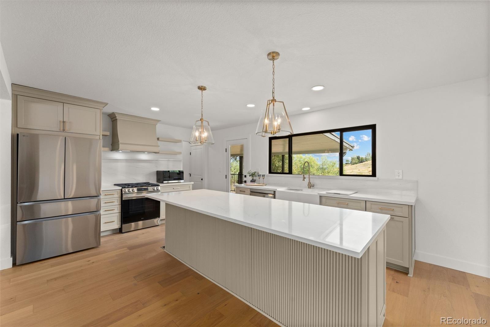 74 S Flora Way