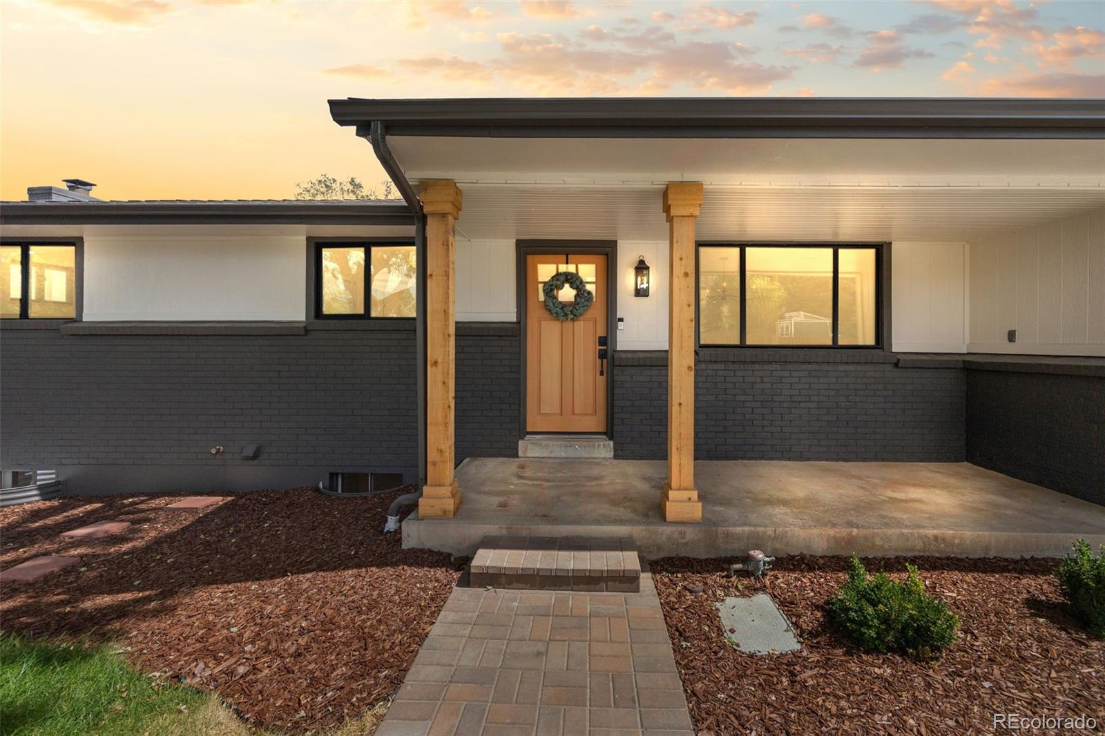 74 S Flora Way