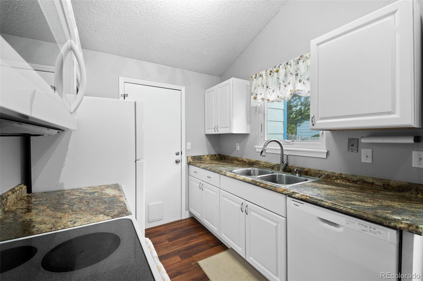 17551 E Temple Drive