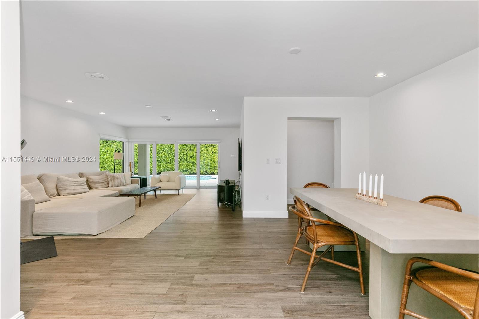 412 Ridgewood Rd