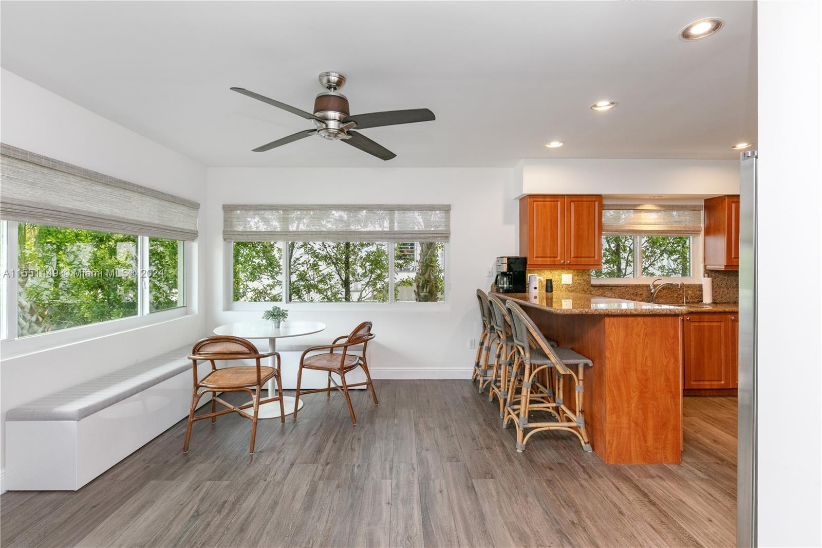 412 Ridgewood Rd