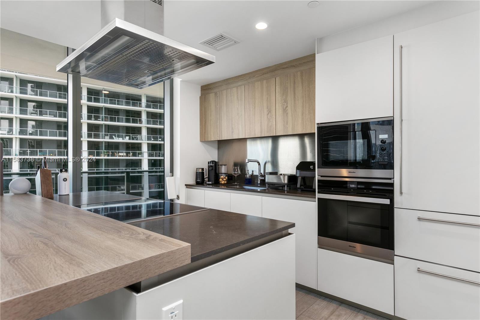 1000 NE Brickell Plz # 2815