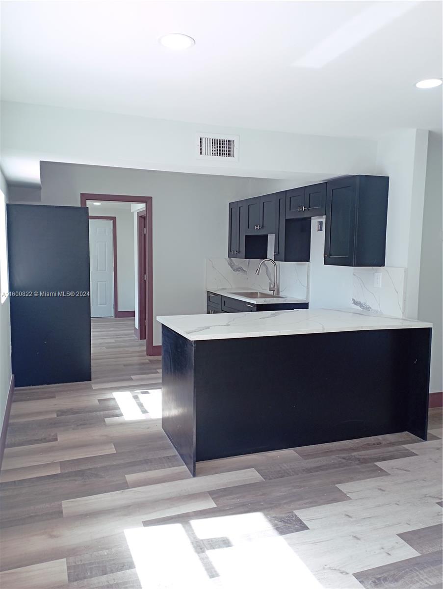 325 NW 135th St