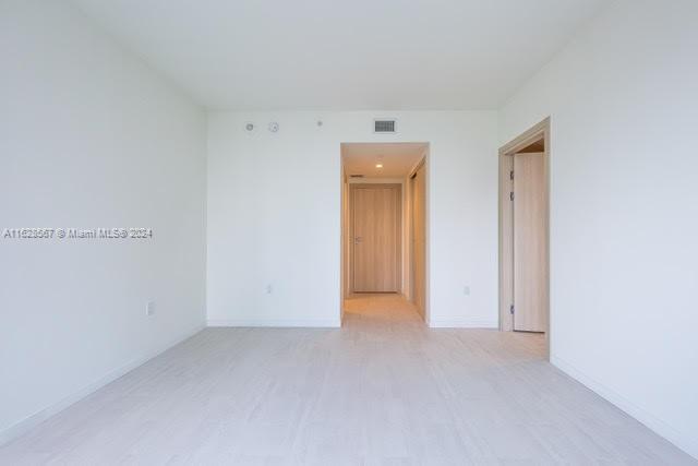 1000 Brickell Plz # 4015