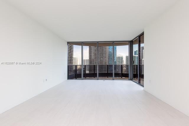 1000 Brickell Plz # 4015
