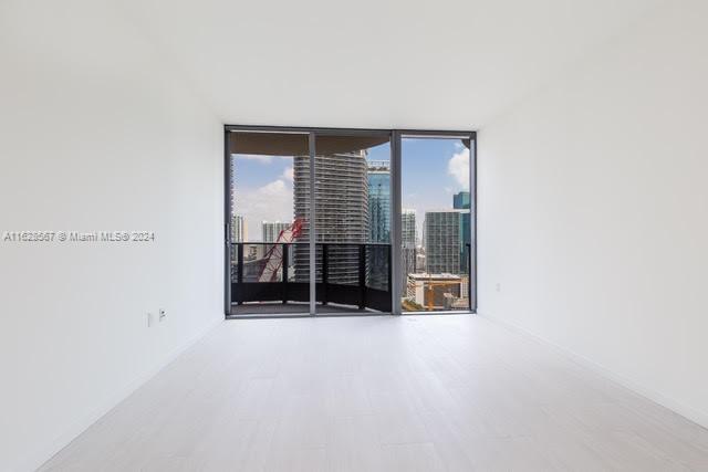 1000 Brickell Plz # 4015