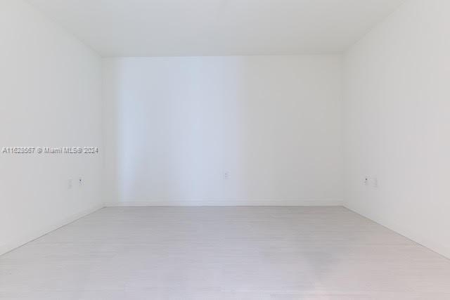 1000 Brickell Plz # 4015