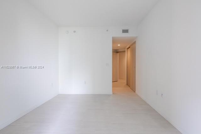 1000 Brickell Plz # 4015