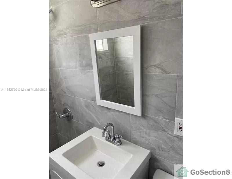 510 SW 7th Ct # 6