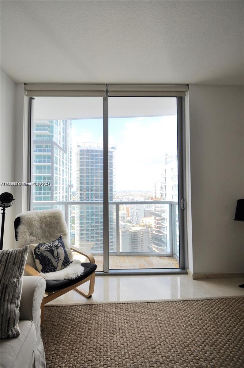 1060 Brickell Ave # 3111