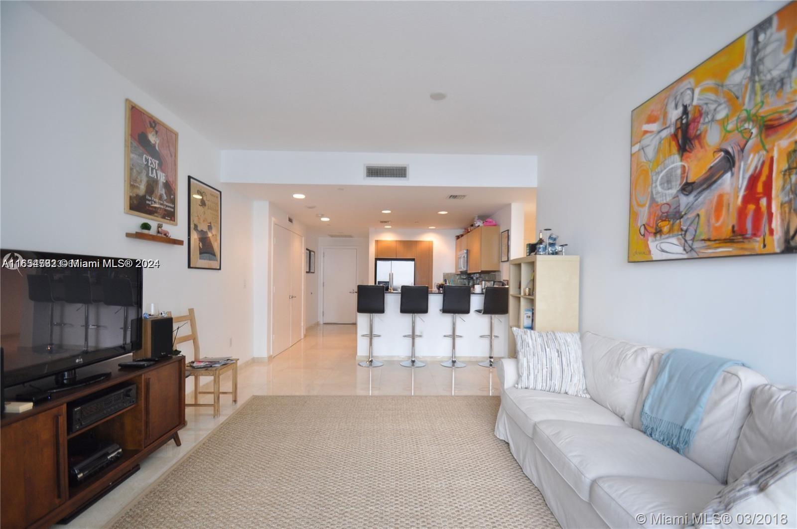 1060 Brickell Ave # 3111