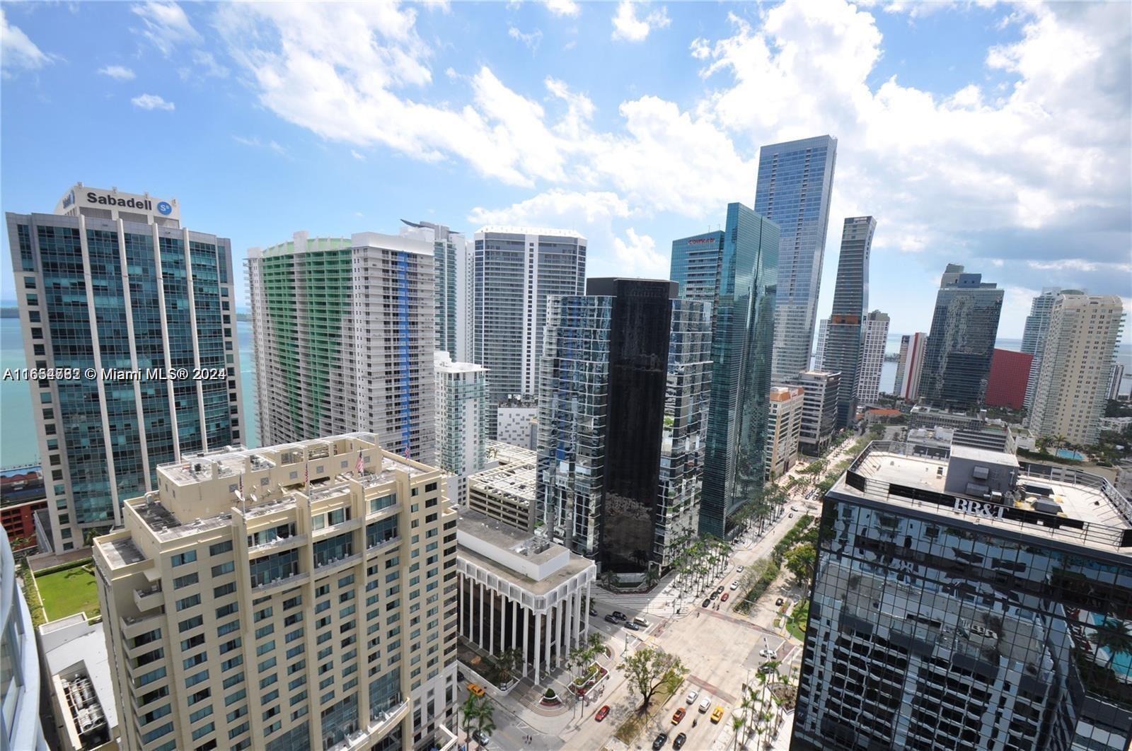 1060 Brickell Ave # 3111