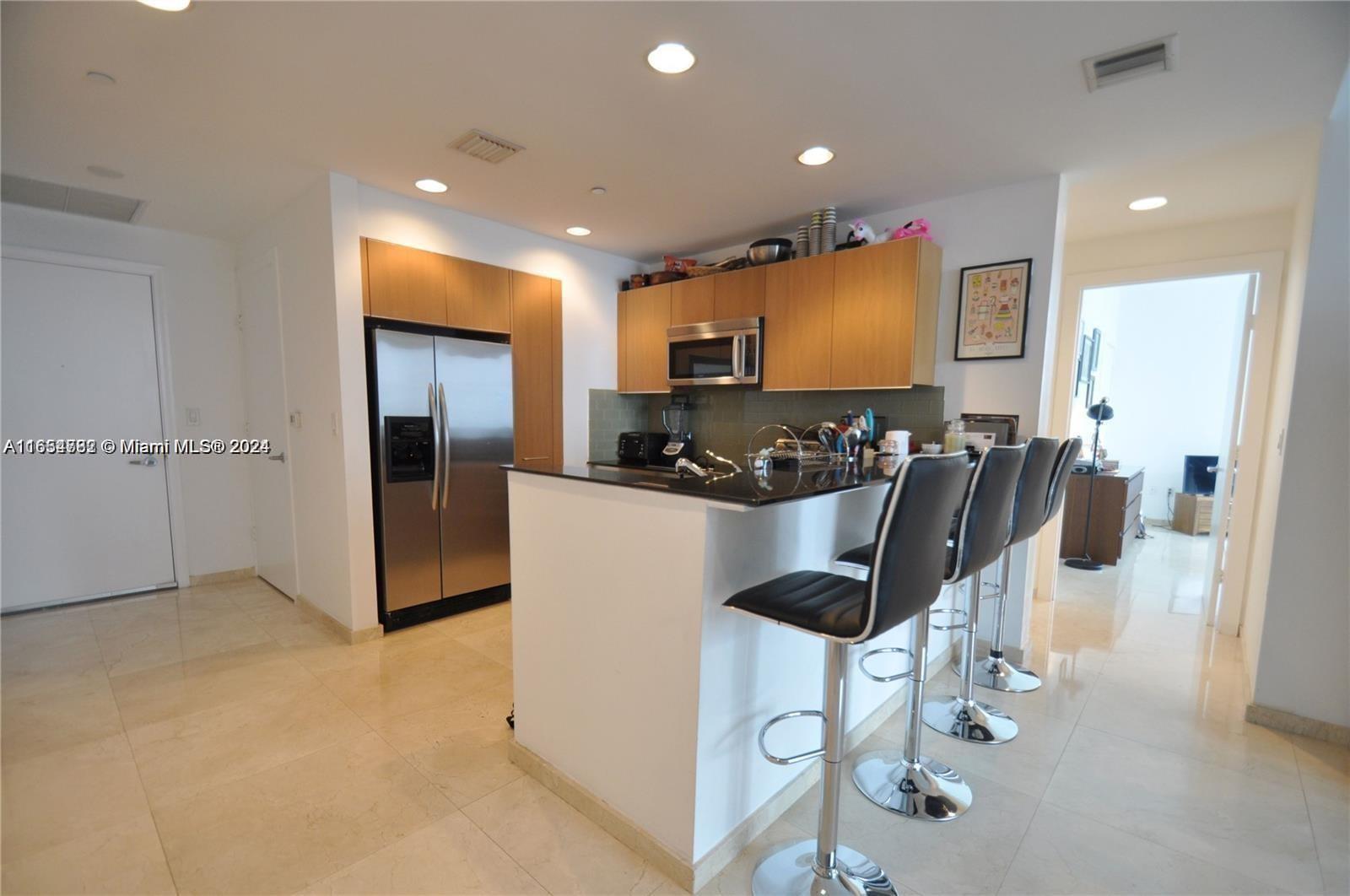 1060 Brickell Ave # 3111