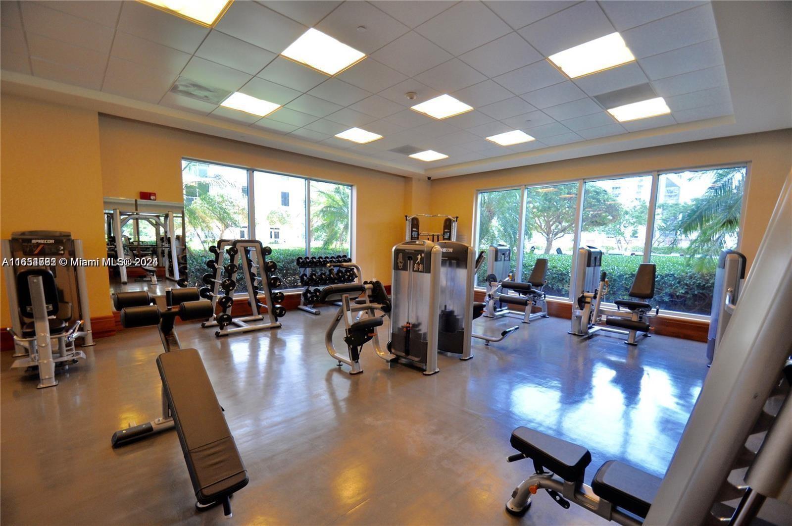 1060 Brickell Ave # 3111