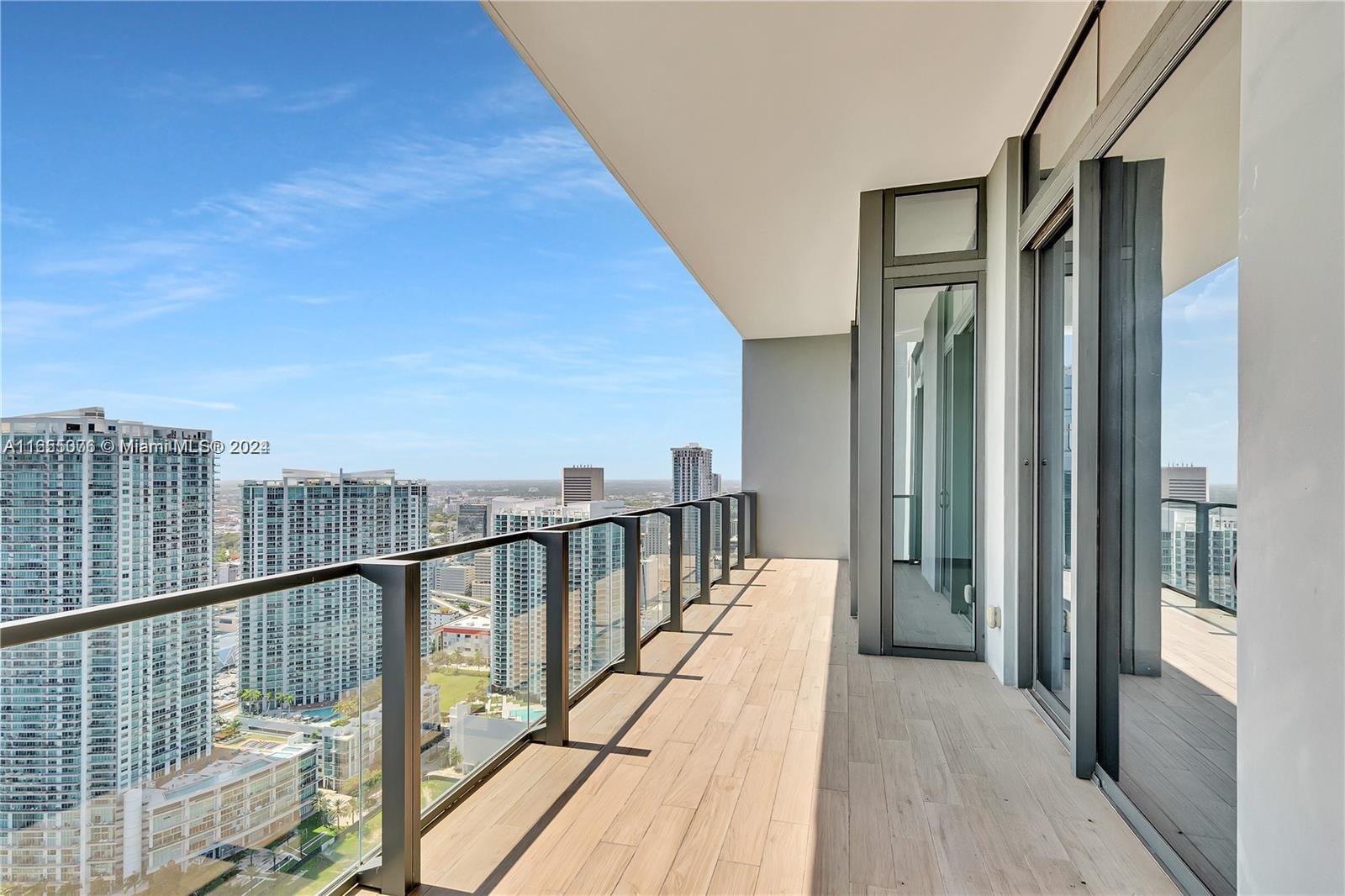 68 SE 6th St # 4110