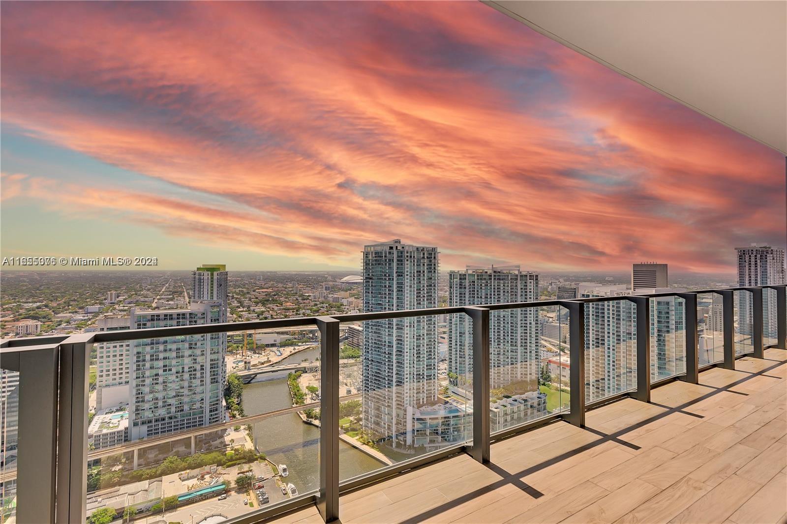 68 SE 6th St # 4110