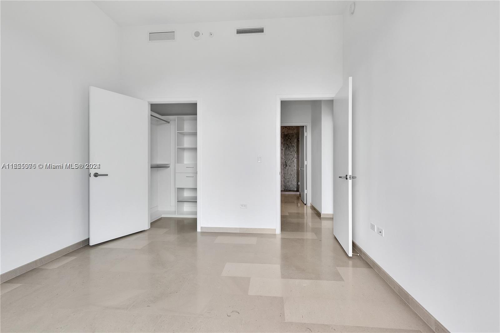 68 SE 6th St # 4110