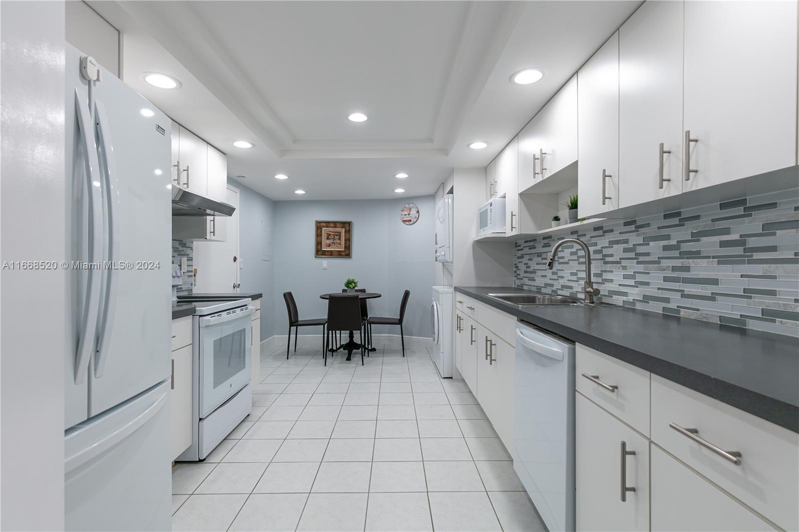 1111 Crandon Blvd # A205