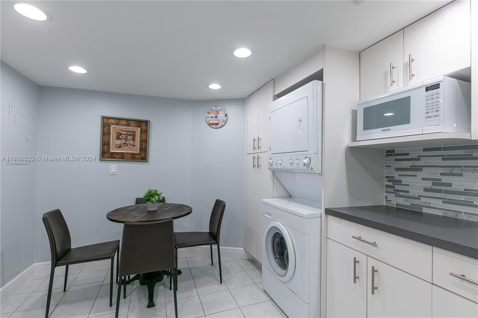 1111 Crandon Blvd # A205