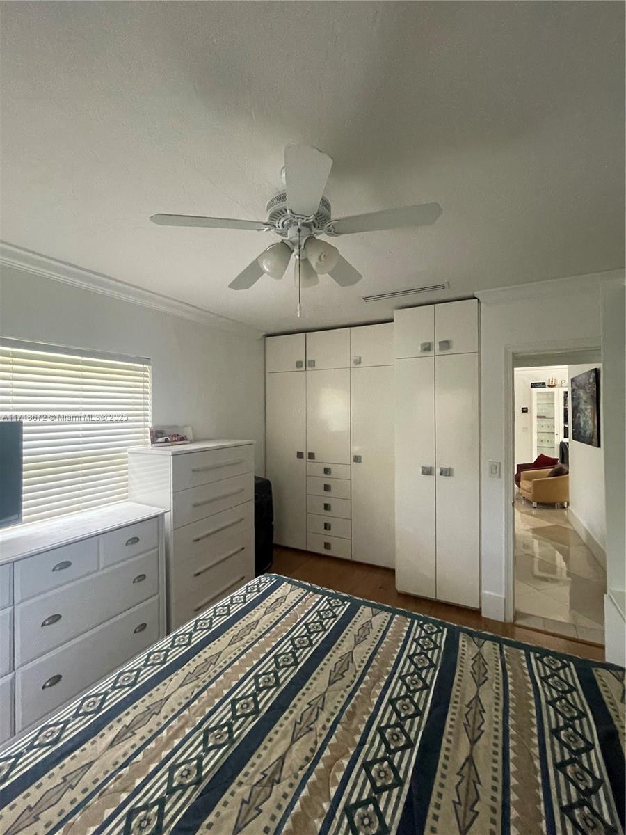 221 NW 145th St
