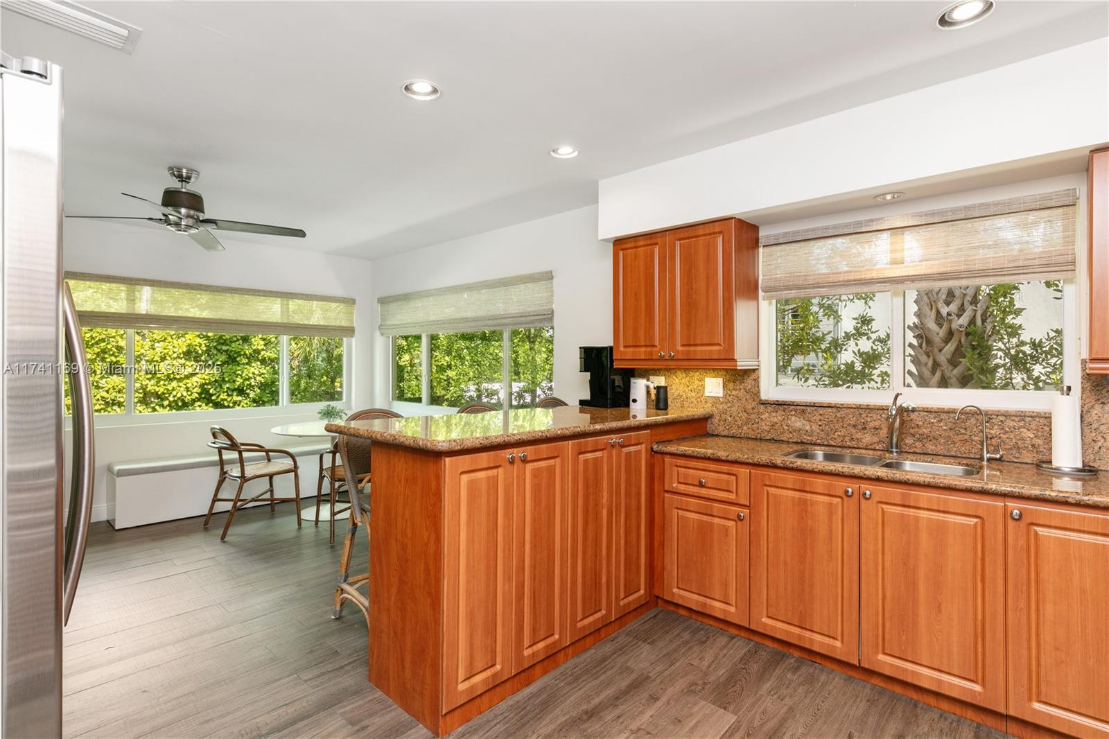 412 Ridgewood Rd