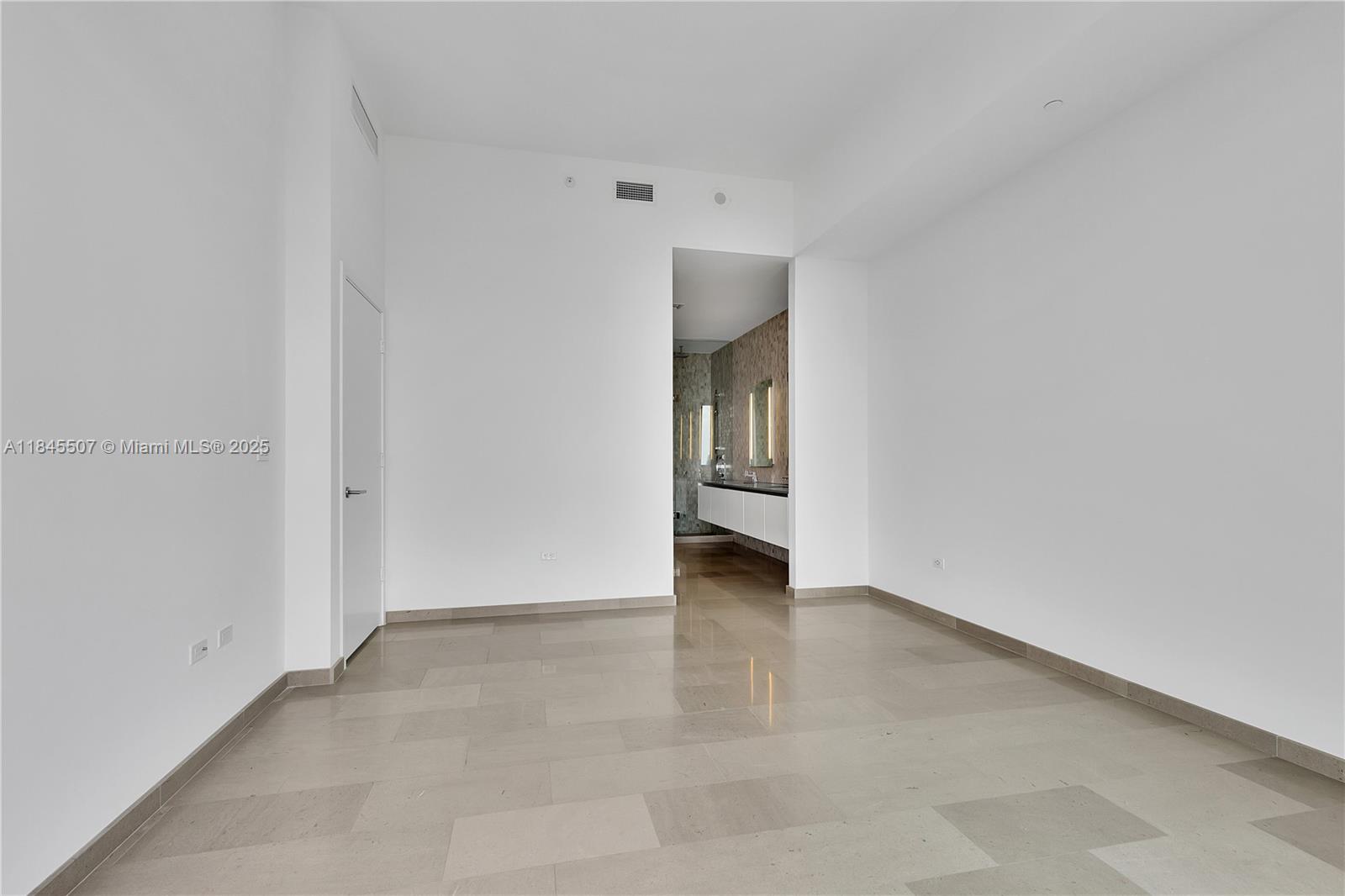 68 SE 6th St # 4110