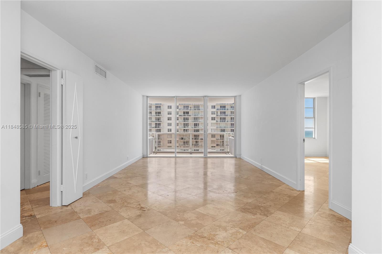 5700 Collins Ave # 10D